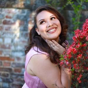 Meet your Posher, Dina